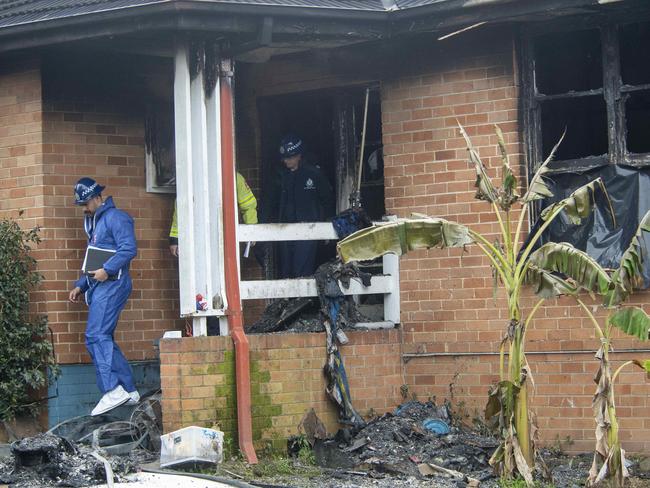 SYDNEY, AUSTRALIA.NewsWire Photos. July 8, 2024.Crime scene at a Labor Park home where it is alleged a father barricaded seven children and his partner inside a burning home in SydneyÃs west early around 1am on Sunday and tried to stop rescuers from coming to save them. Picture: NewsWire / Jeremy Piper