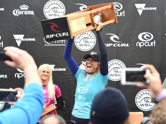 Stephanie Gilmore rings the bell after winning the Women's Final of the 2018 Rip Curl Pro at Bells Beach. Picture: Jason Sammon