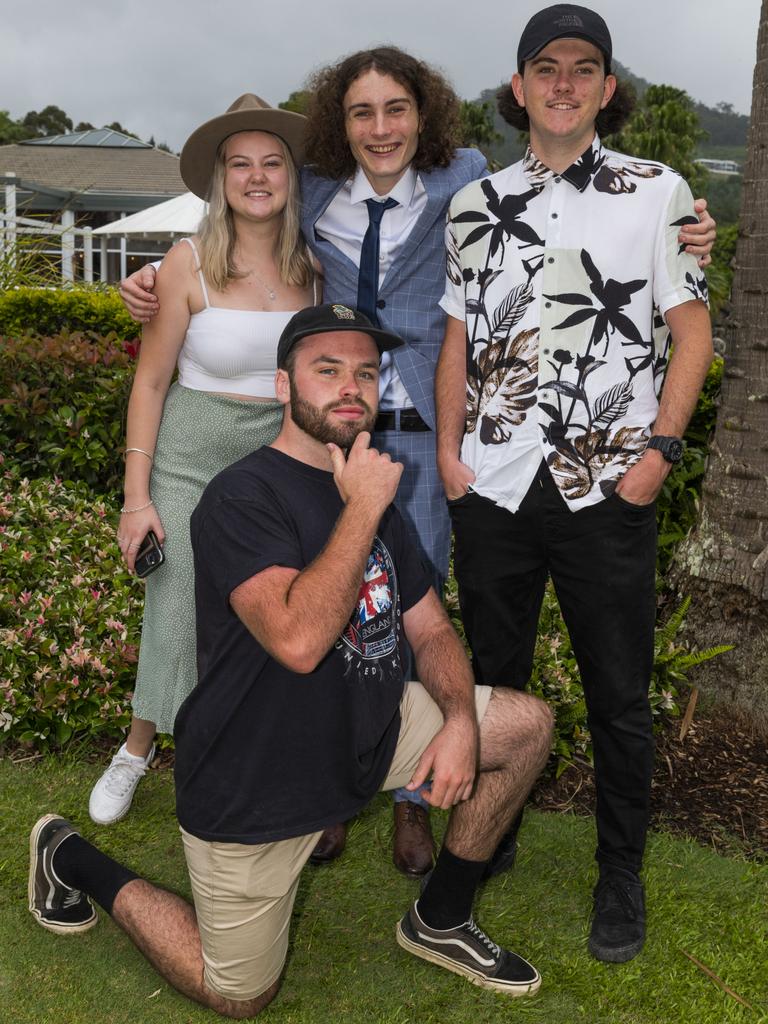 Shaylee Hardcastle, Mardi Morvant, Zenoha Morvant &amp; Joel Schweikert at the Toormina High Formal.