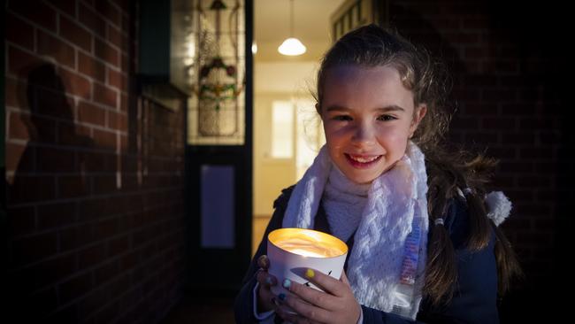 Sydney McInnes, 7, of New Town, is ready to #Shine4thefrontline. Picture: LUKE BOWDEN