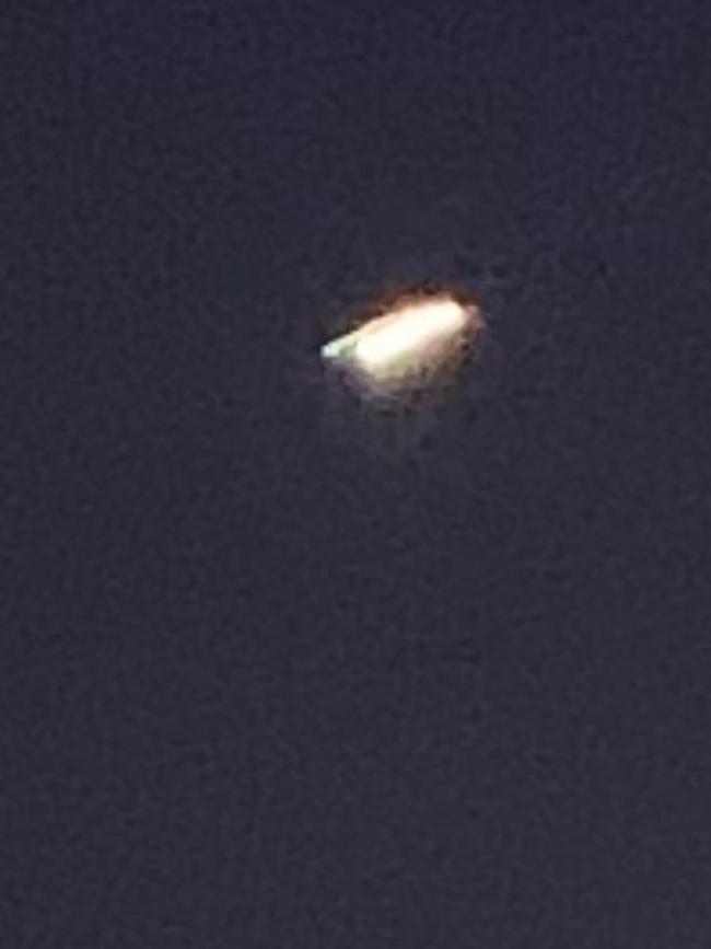 A closer image of the Melbourne light.