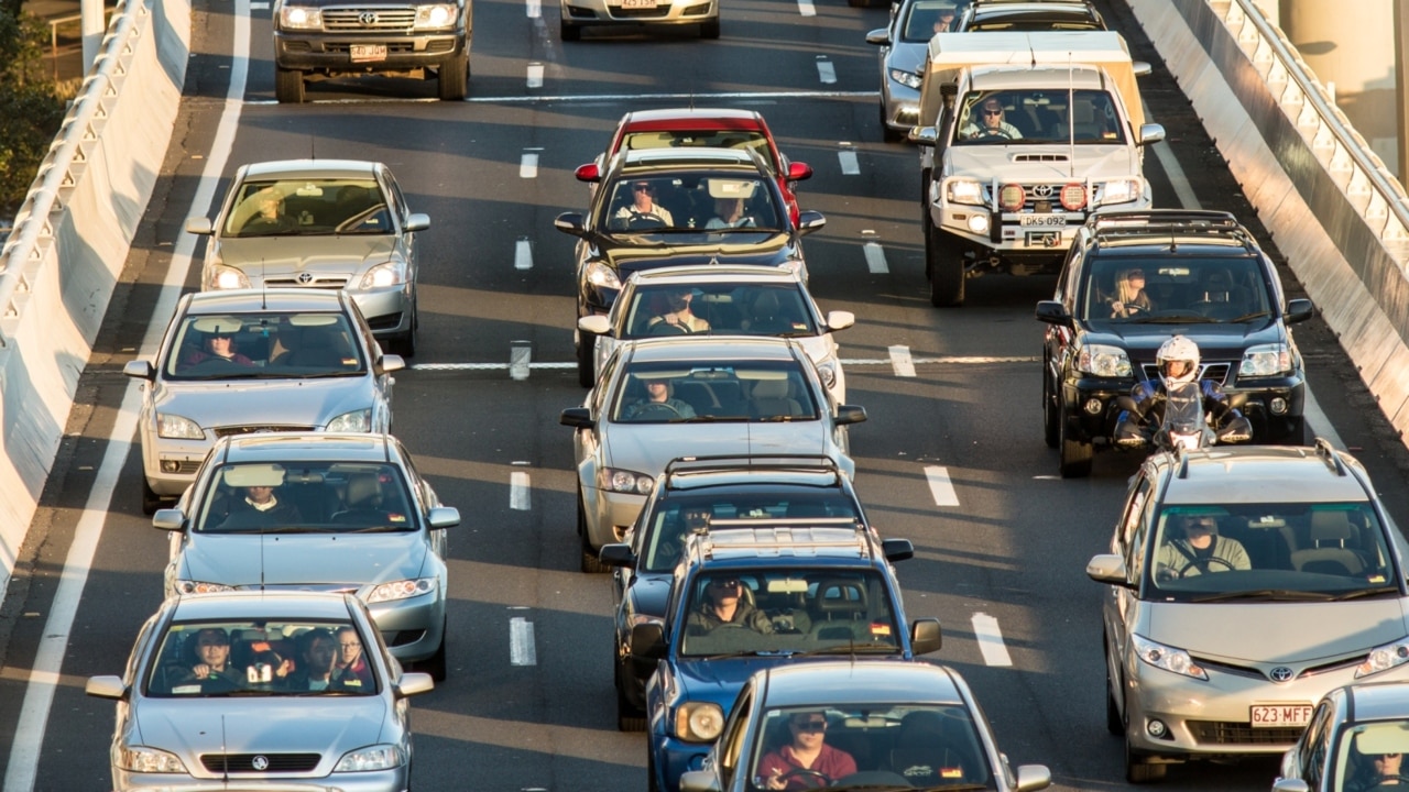 Traffic chaos after crash in Melbourne