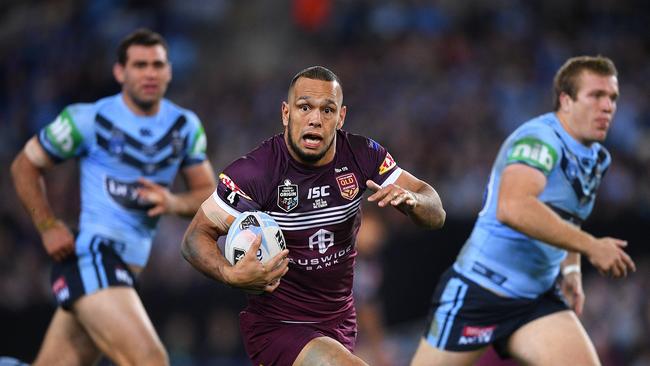 Will Chambers of the Maroons breaks away during Game 3 of the 2019 State of Origin series between the New South Wales Blues and the Queensland Maroons at ANZ Stadium in Sydney, Wednesday, July 10, 2019. (AAP Image/Dan Himbrechts) NO ARCHIVING, EDITORIAL USE ONLY