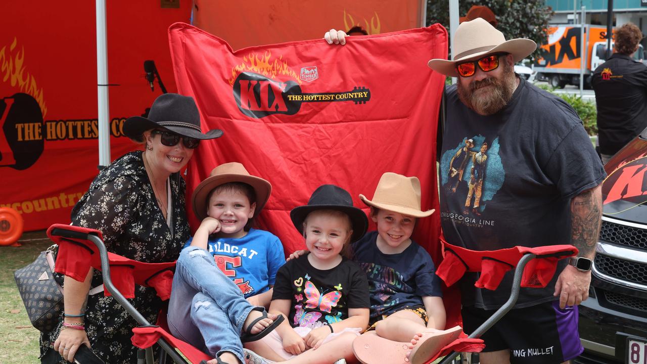 2024 Groundwater Country Music Festival has kicked off in Broadbeach. Crowds in the park . Picture Glenn Hampson