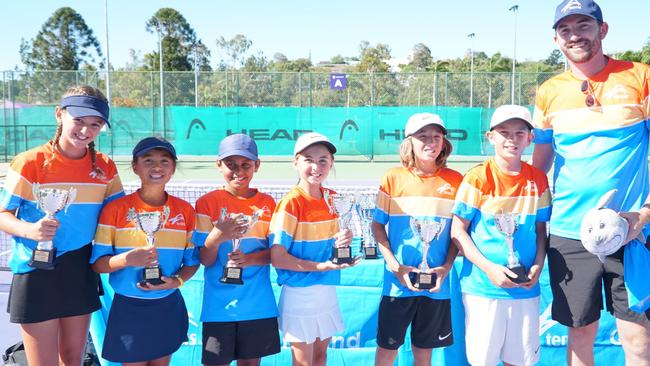 The 11 years team at the 2022 Junior Teams Carnival Title at the University of Queensland with team leader Blake Kebblewhite (far right). Photo: Supplied