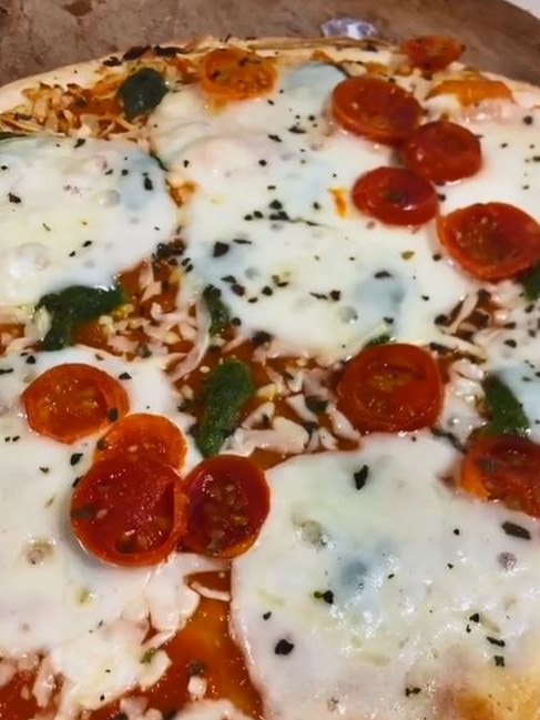 The mozzarella pizza didn’t rank very high. Picture: TikTok/@emilyclairwebster