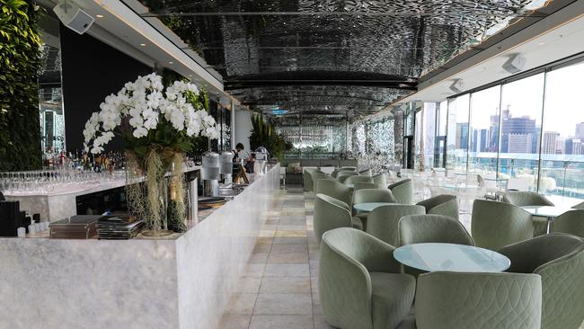 The Terrace at the Emporium Hotel South Bank has a retractable roof.