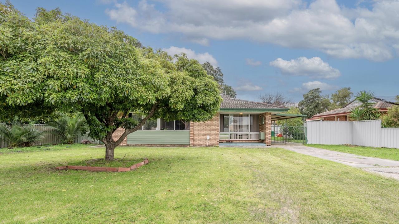 A three-bedroom, one-bathroom house at <a href="https://www.realestate.com.au/sold/property-house-wa-armadale-145864480" target="_self">4 Elanora Rd, Armadale</a> sold for $575,000 by Professionals Armadale's Jason Shier