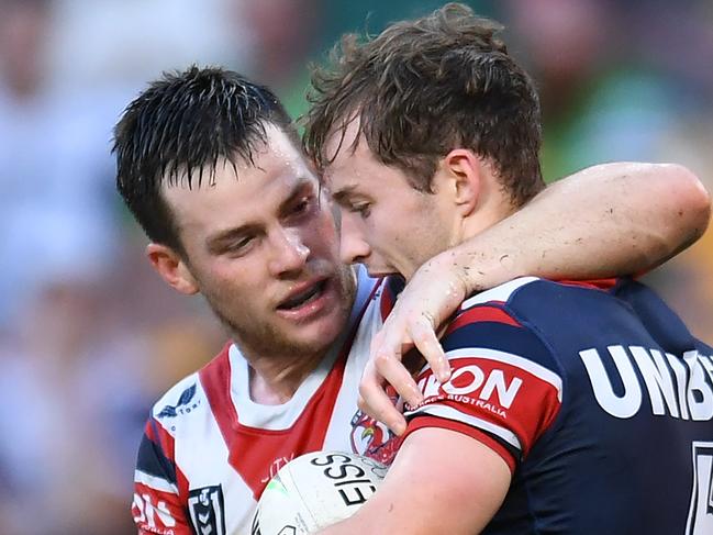 BRISBANE, AUSTRALIA - MAY 15: Sam Walker of the Roosters celebrates with team mates after scoring a try during the round 10 NRL match between the Sydney Roosters and the Parramatta Eels at Suncorp Stadium, on May 15, 2022, in Brisbane, Australia. (Photo by Albert Perez/Getty Images)