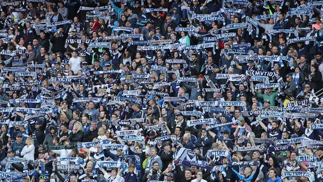 Victory fans in full voice at Simonds Stadium.