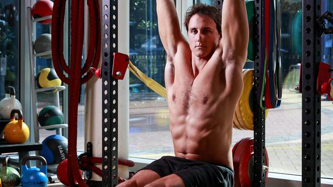 WEEKEND TELEGRAPHS SPECIAL. MAY 13, 2023. PLEASE CONTACT WEEKEND PIC EDITOR JEFF DARMANIN BEFORE PUBLISHING.Pictured at Sydney Olympic Park Aquatic Centre Gym is Swimmer Cam McEvoy. Picture: Tim Hunter.