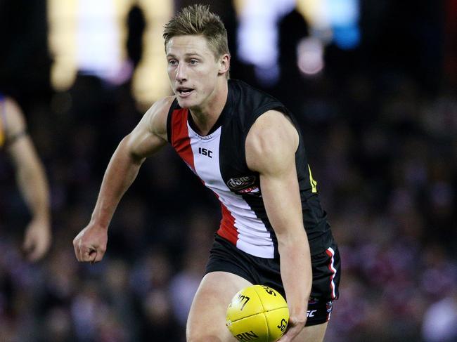 AFL Round 8 - St Kilda v West Coast Eagles at Etihad Stadium. Eli Templeton in action. 23rd May 2015.  Picture: Colleen Petch.