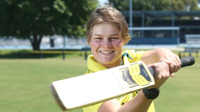 Paris Bowdler took part in the Renegades Recruit in 2022. Picture: Alan Barber