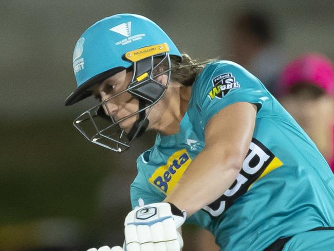 WBBL08: Heat reward Hinkley’s hot form