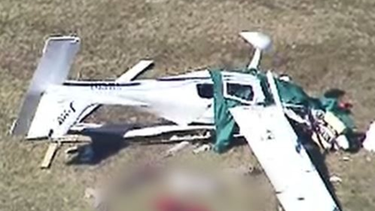 Plane crash Queensland two dead as light aircraft collide midair near