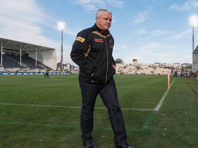 CHRISTCHURCH, NEW ZEALAND - MAY 14: Head Coach Anthony Griffin of the Panthers looks on prior to the round 10 NRL match between the Penrith Panthers and the New Zealand Warriors at AMI Stadium on May 14, 2016 in Christchurch, New Zealand.  (Photo by Kai Schwoerer/Getty Images)