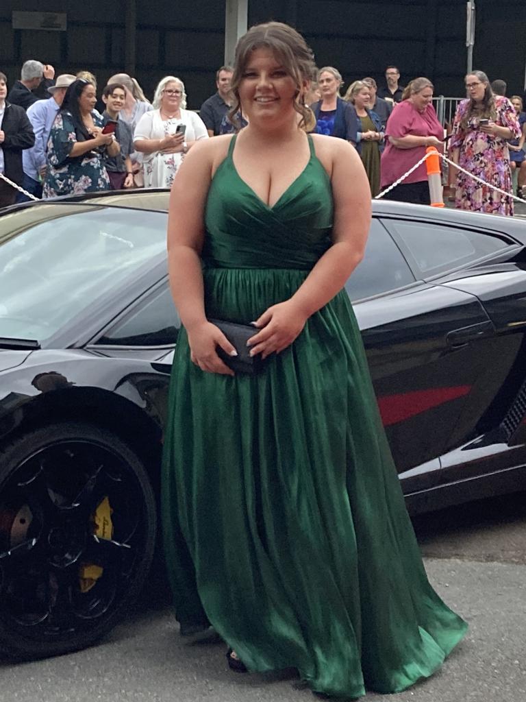 Victory College Formal 2022 – Sophie Walker