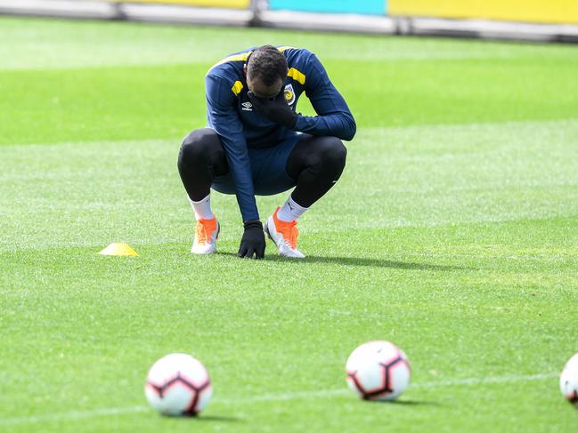 Eight-time Olympic sprinting gold medalist Usain Bolt is seen during a training session with the Central Coast Mariners at Central Coast Stadium in Gosford, Tuesday, August 28, 2018. (AAP Image/Brendan Esposito) NO ARCHIVING