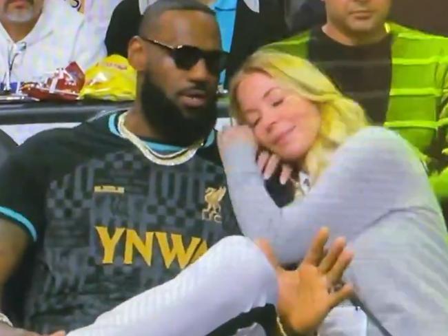 LeBron James joined Lakers owner Jeanie Buss (right) and Linda Rambis (left).