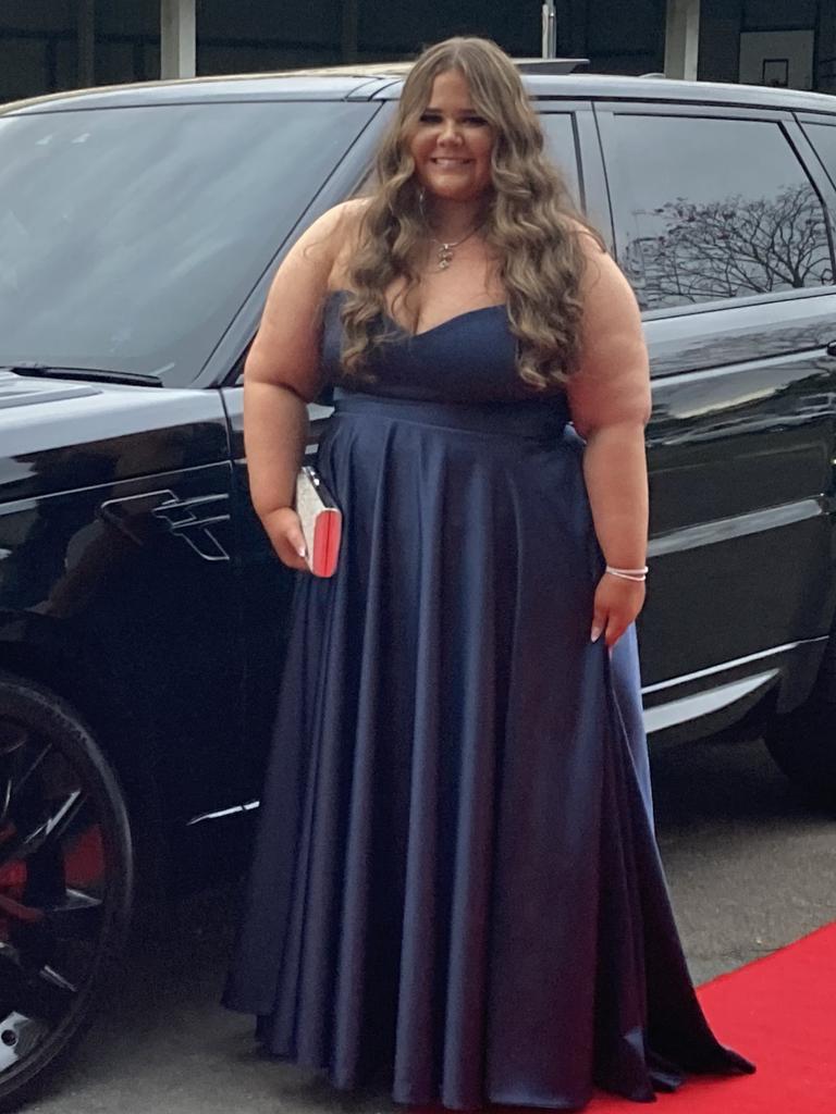 Victory College Formal 2022 – Paige Kelleher