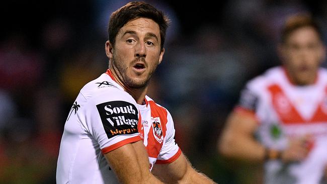 The Dragons need more consistency from Ben Hunt. AAP Image/Dan Himbrechts.