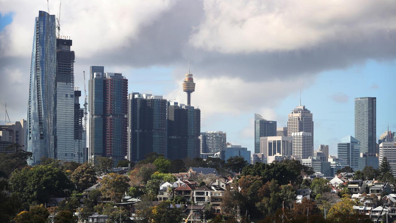 The average Sydney mortgage holder can expect to be hit with a $115 lift to their monthly mortgage repayments after the 25bp rise in the cash rate. (Photo by Lisa Maree Williams/Getty Images)