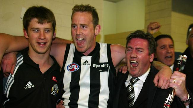 Eddie McGuire singing the team song in 2002.