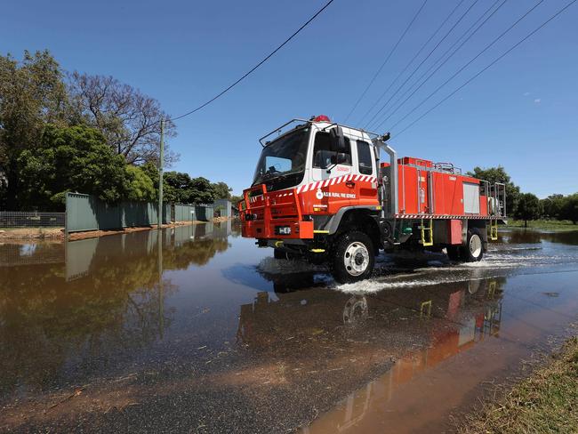 Properties on the outskirts of Forbes have been effected by rousing flood waters.Major flooding is expected at Forbes in the southern areas of the town, from Wednesday.  An evacuation order has been authorised and is now in place for low lying areas of Forbes. Picture: Gary Ramage