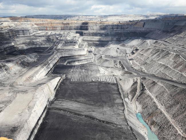 NEWCASTLE, AUSTRALIA - NewsWire Photos - April 8, 2021.  Glencore's massive Ravensworth open cut coal mine north west of Singleton. Picture: NCA NewsWire / Peter Lorimer.