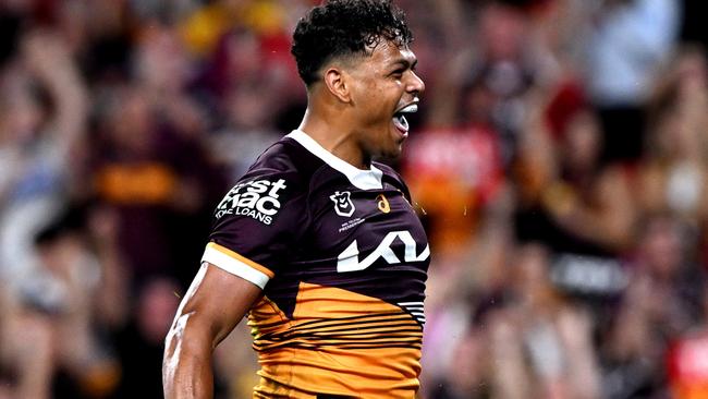 BRISBANE, AUSTRALIA - APRIL 12: SelwynÃÂ Cobbo of the Broncos celebrates after scoring a try during the round six NRL match between the Brisbane Broncos and Dolphins at Suncorp Stadium, on April 12, 2024, in Brisbane, Australia. (Photo by Bradley Kanaris/Getty Images)