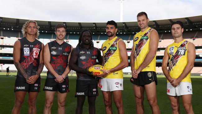 Quinton Narkle (left) had been playing for Essendon’s VFL side. Picture: Robert Cianflone/Getty Images