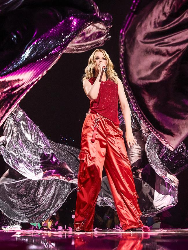 Kylie Minogue in Adelaide. Picture: Erik Melvin