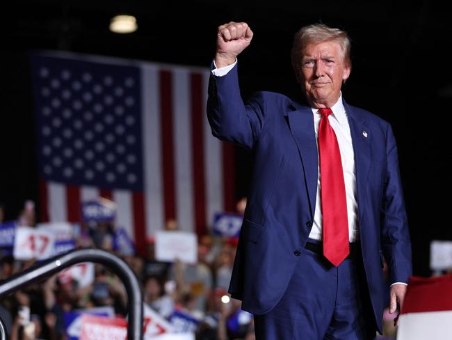 LAS VEGAS, NEVADA - SEPTEMBER 13: Republican presidential nominee, former U.S. President Donald Trump, greets supporters during a campaign rally at The Expo at World Market Center Las Vegas on September 13, 2024 in Las Vegas, Nevada. With 53 days before election day, Former President Trump continues to campaign.   Justin Sullivan/Getty Images/AFP (Photo by JUSTIN SULLIVAN / GETTY IMAGES NORTH AMERICA / Getty Images via AFP)