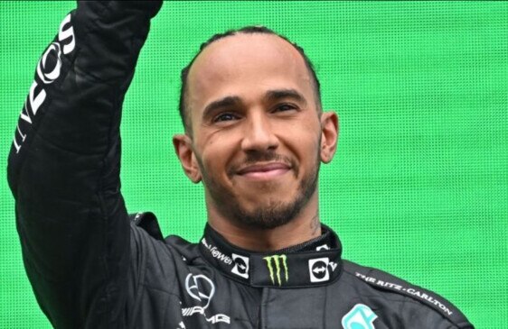 Lewis Hamilton hangs out with Tom Brady at Canadian Grand Prix as