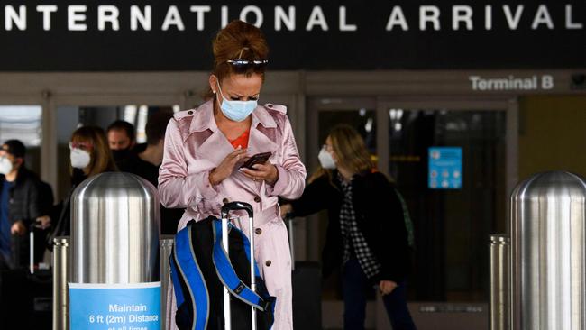 Some tourism experts say Australia needs to follow the lead of the US, and lift quarantine requirements for international arrivals. Picture: Patrick T. FALLON / AFP.