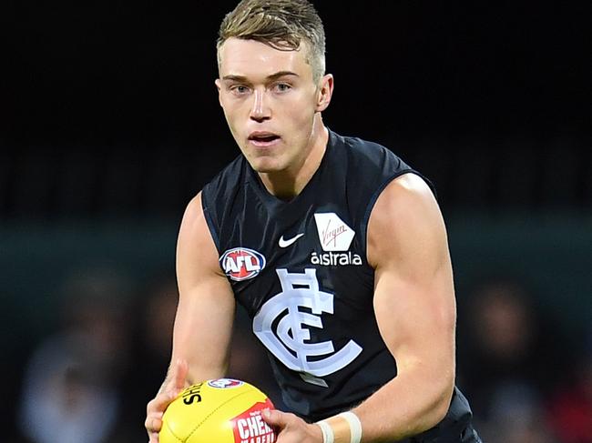 Patrick Cripps of the Blues is seen in action during the Round 4 AFL match between the North Melbourne Kangaroos and the Carlton Blues at Blundstone Arena in Hobart, Saturday, April 14, 2018. (AAP Image/Julian Smith) NO ARCHIVING, EDITORIAL USE ONLY