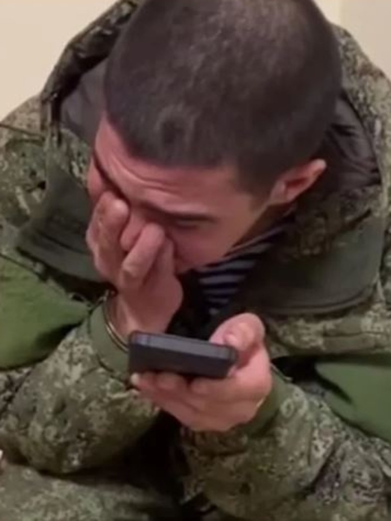 Ukraine Hotline Helping Russian Soldiers Surrender Using Drone Operators The Australian