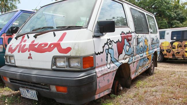 tyk skelet Plante Wicked Camper vans: Move to ban vulgar car slogans | The Courier Mail