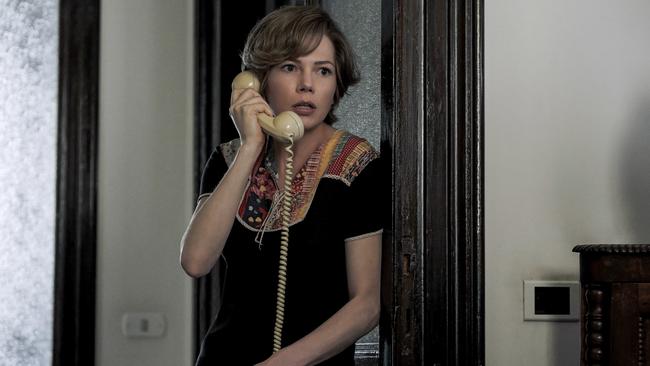 Gail Getty (Michelle Williams) works the phones in a bid to save her son’s life in a scene from "All the Money in the World." (Fabio Lovino/Sony Pictures via AP)