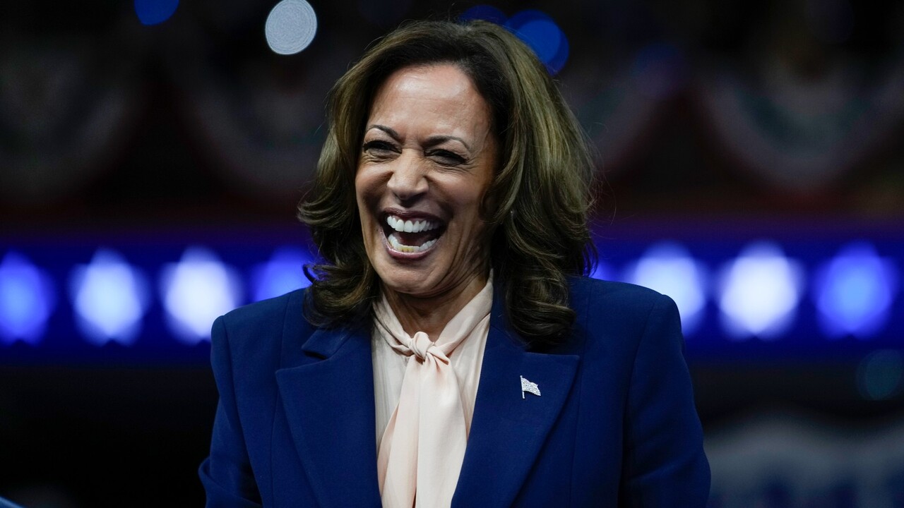 ‘prone To Drinking’ Viral Kamala Harris Memes Sweeping The Internet Herald Sun