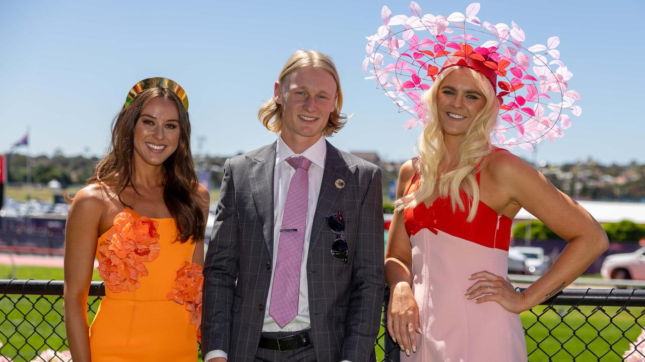 Crowds bring the colour to the 2024 Cox Plate