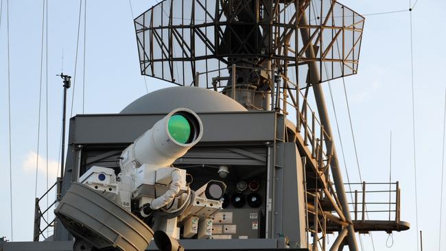 A demonstration aboard the amphibious transport dock ship USS Ponce of a laser weapon system (LaWS). Picture: USN