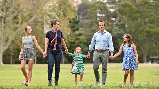 Dave with his wife Rachel and children Diana, 11, Daphne, 5, and Estella, 9, at Rushcutters Bay. Picture: AAP/Troy Snook.