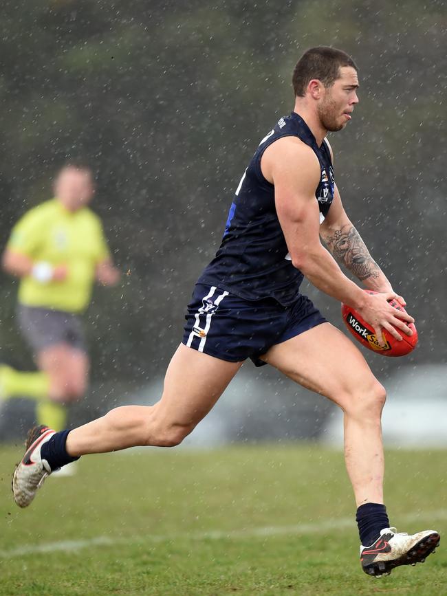 Nick Boswell in action for Rosebud in 2016.