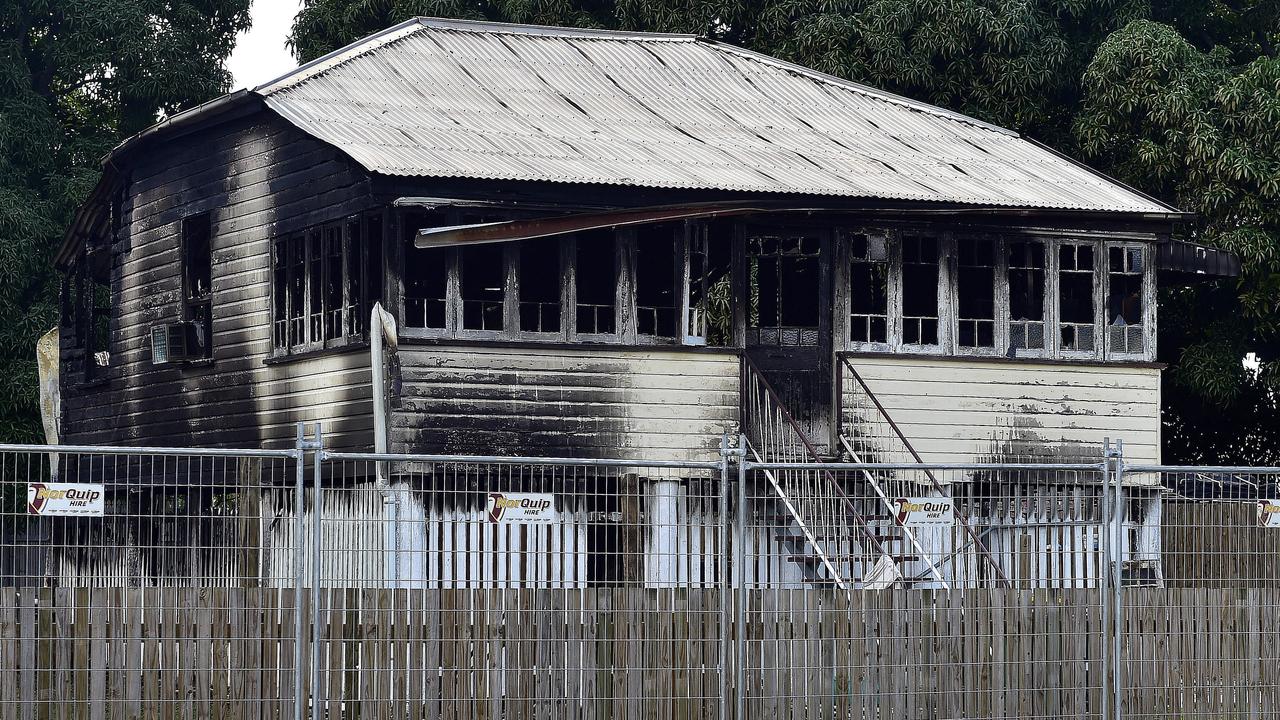 Fire crews have fought for more than half-an-hour to bring a house fire under control in the Townsville suburb of Hermit Park on Sunday night. PICTURE: MATT TAYLOR.