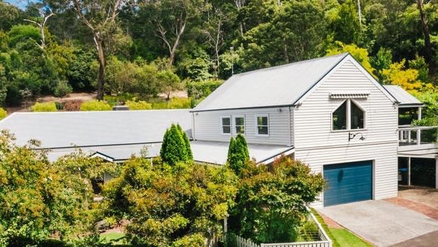 92 Two Bays Rd, Mt Eliza - for herald sun real estate