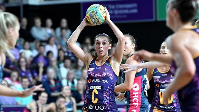 BRISBANE, AUSTRALIA - JUNE 04: Leesa Mi Mi of the Firebirds looks to pass during the round 12 Super Netball match between Queensland Firebirds and Melbourne Vixens at Nissan Arena, on June 04, 2023, in Brisbane, Australia. (Photo by Bradley Kanaris/Getty Images)