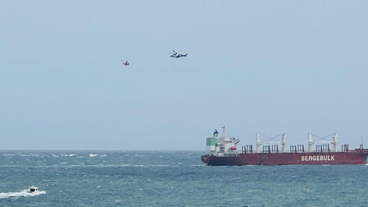 Four men were thrown into the water when their boat capsized off Point Lonsdale on Friday. Photo: The Rip/Facebook.