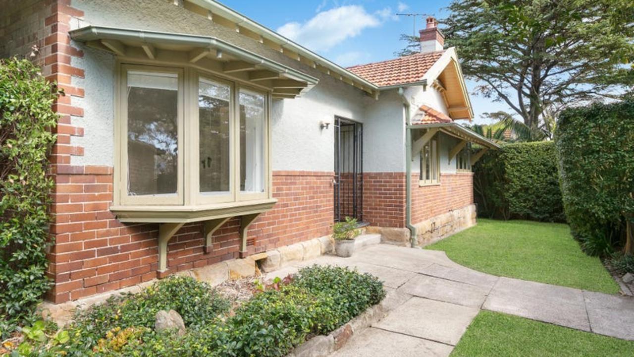 139A Raglan Street, Mosman.