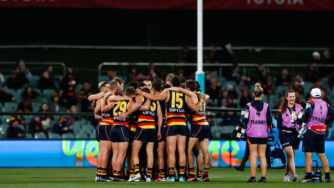 Crows players huddle before the game against St Kilda. Picture: Getty Images